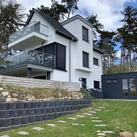 Yuna * אלט שוורין